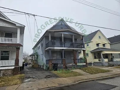2059 W 105th St #4 — Photo 10