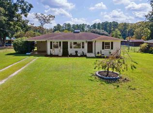 48 Hillcrest Dr, Andrews, SC 29510