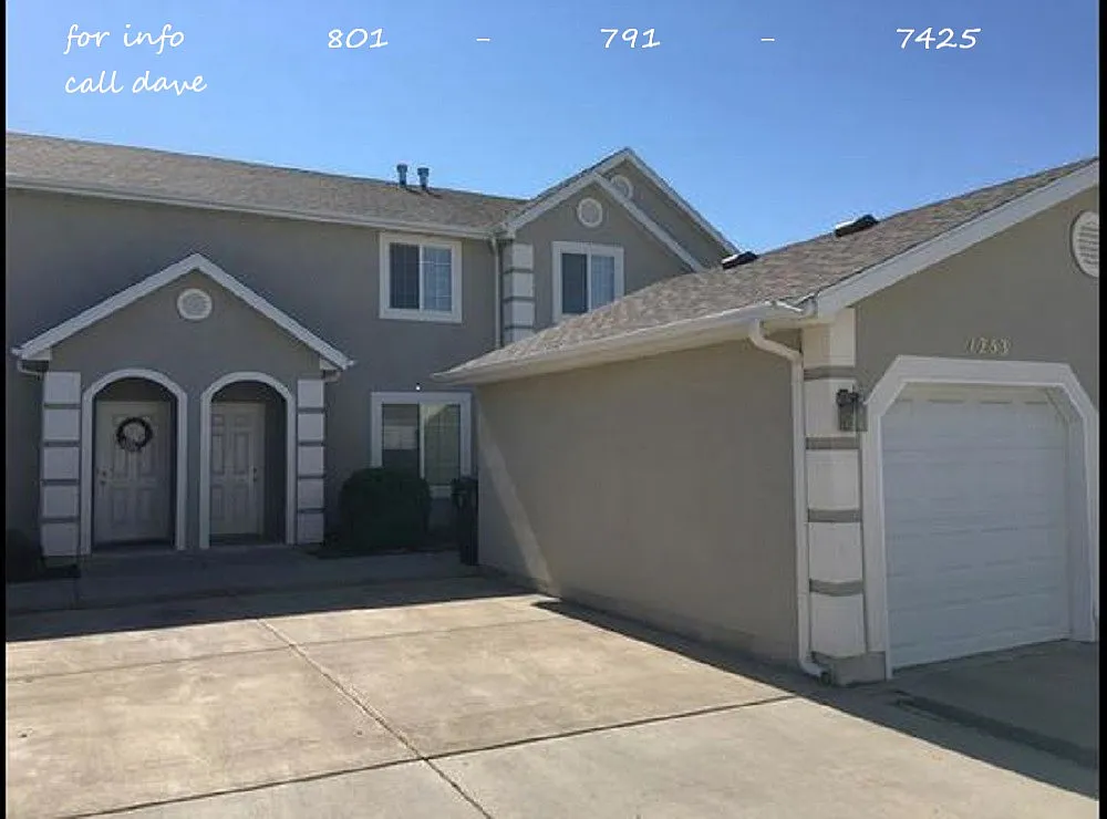 2 bed, 1.5 bath, 1156 sqft, $1,600 — Photo 1