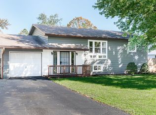 505 S 4th St, Malta, IL 60150