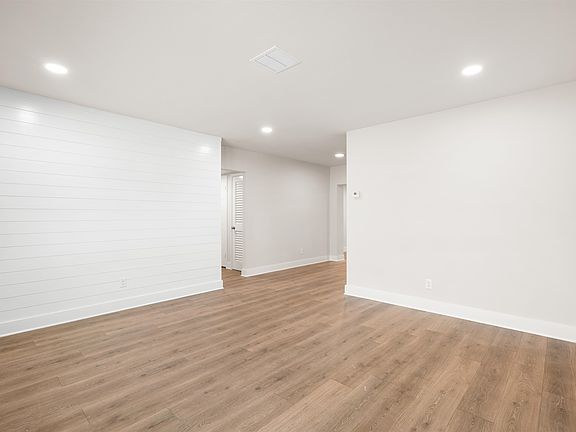 4th image of 1241 Hibiscus St