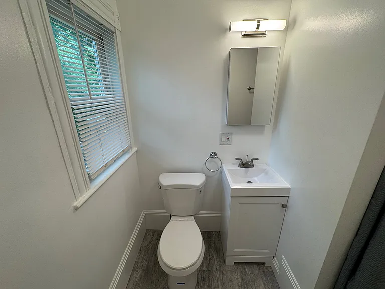 35 Cameron Ave #2 — Photo 12