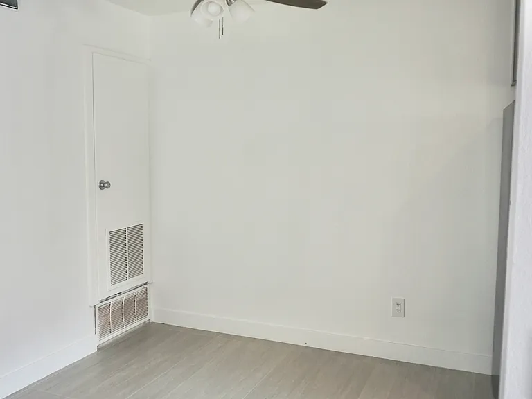 1900 S Palm Canyon Dr #60 — Photo 2