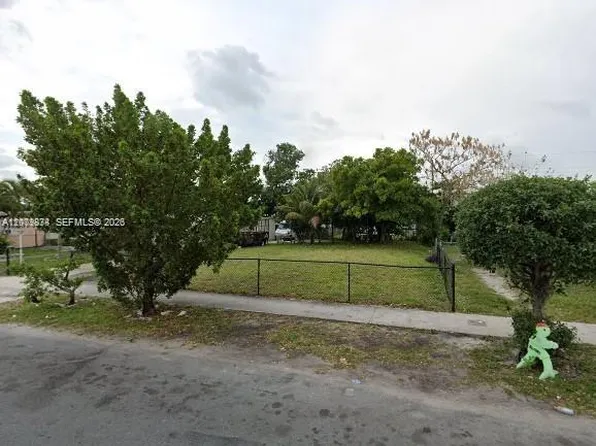 4 NW 4th Ter, Pompano Beach, FL 33064
