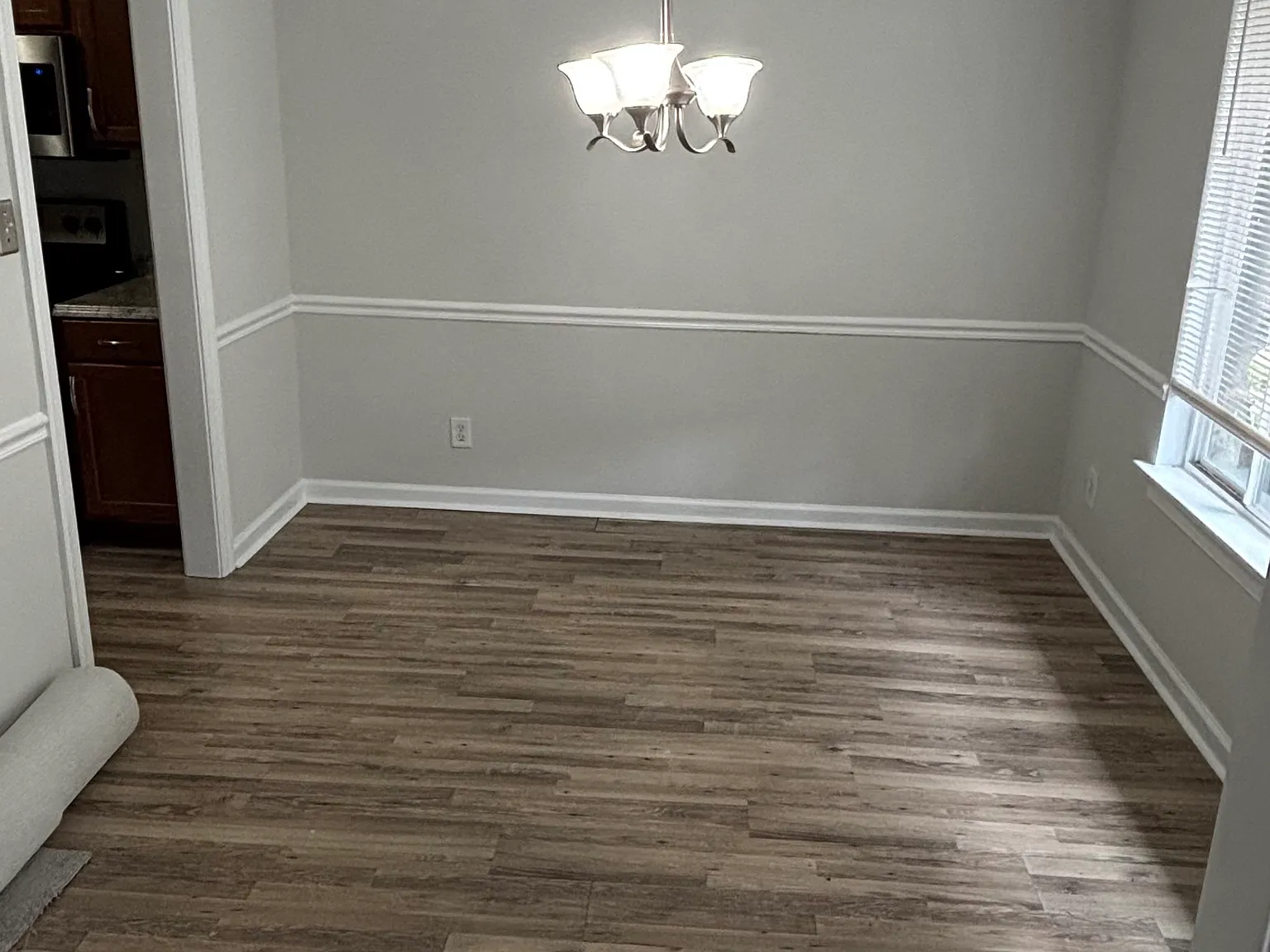 3 bed, 1357 sqft, $1,700 — Photo 2