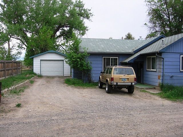 1st image of 2648 Shady Ln
