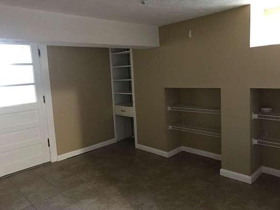 4th image of 1813 Wayland Dr