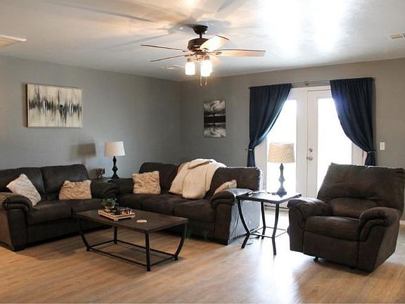 4th image of 602 Jayne St