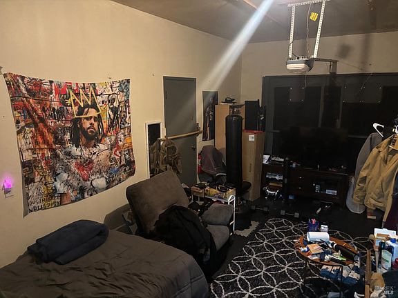 5th image of 1830 Mission Blvd