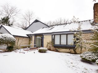 2652 Sheridan Rd, Evanston, IL 60201