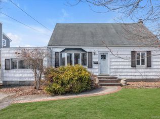 120 W 19th Street, Deer Park, NY 11729
