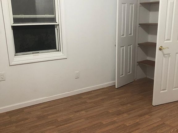 2nd bedroom rear