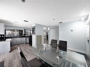 2710 River Run Cir E, Miramar, FL 33025