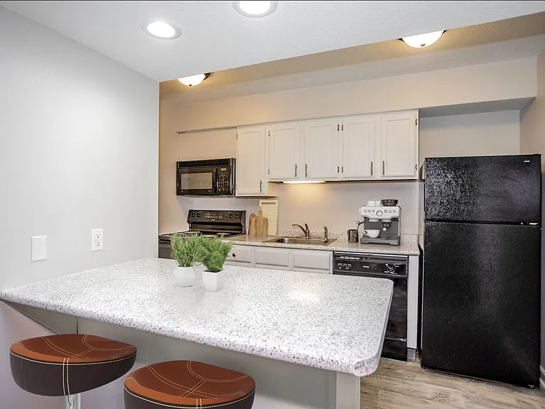 The Vibe at 8035 Apartments — Photo 11