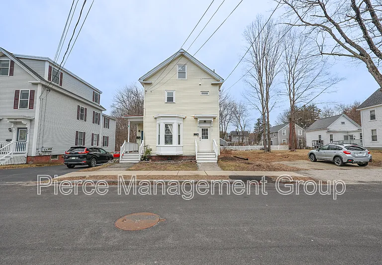 18 Maple St #B — Photo 1
