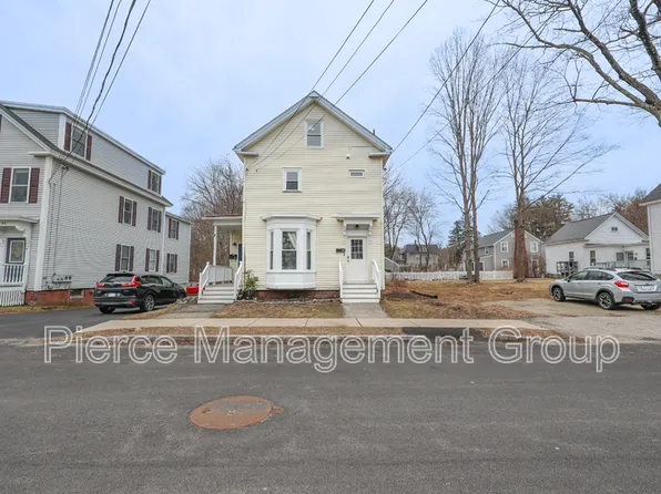 18 Maple St #B, Dover, NH 03820