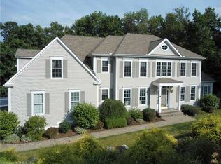 21 Southgate, Avon, CT 06001