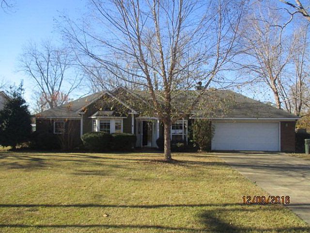1st image of 106 Paloma Dr
