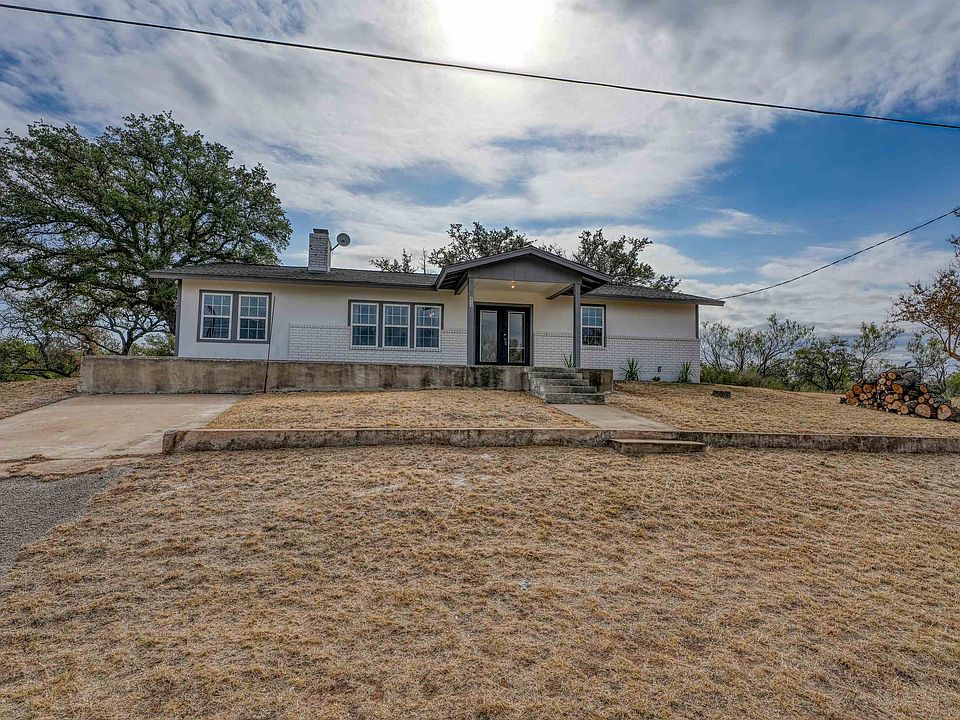 1st image of 213 Scenic Drive