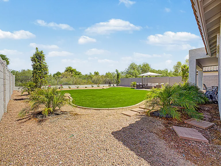 10202 E Juanita Ave — Photo 28