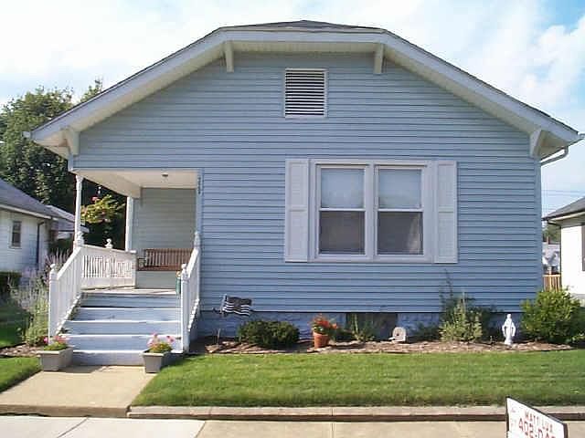 1st image of 320 E Van Ave