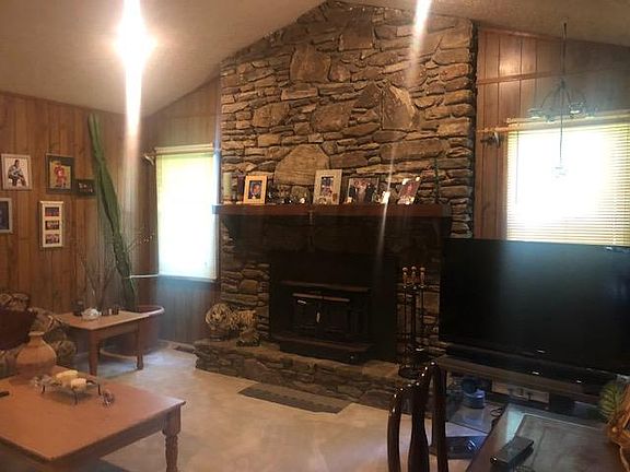 2nd image of 136 Atwood Dr #136