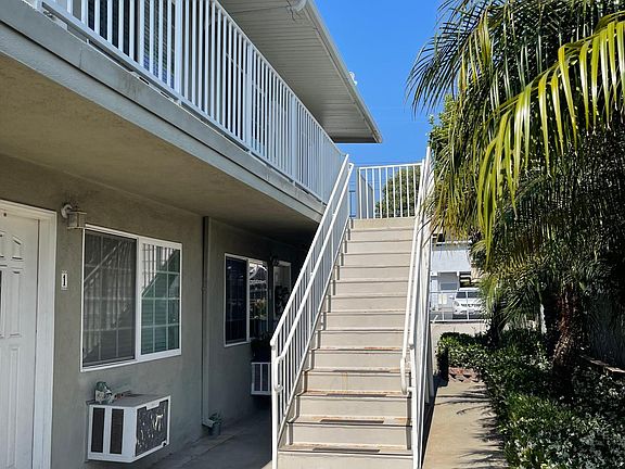 4th image of 6252 Milton Ave