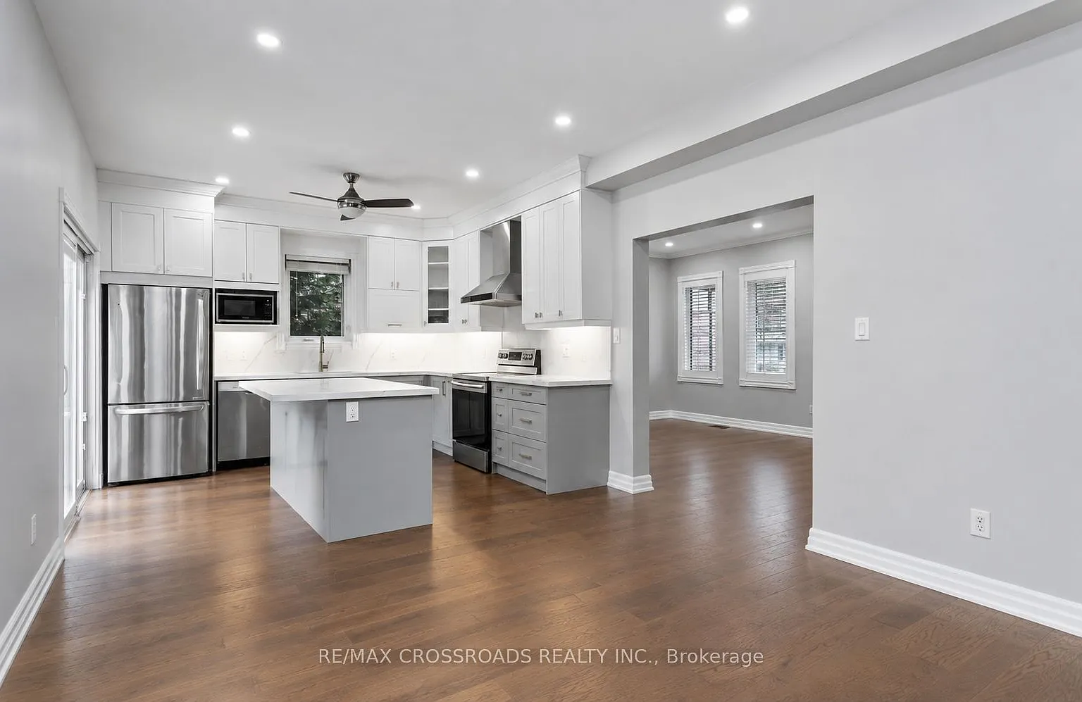 4 bed, $3,300 — Photo 4