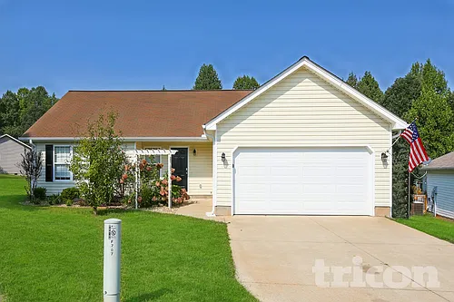 707 Patriot Ln Photo 1