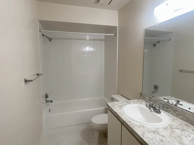 Eastwood Village Apartments — Photo 64