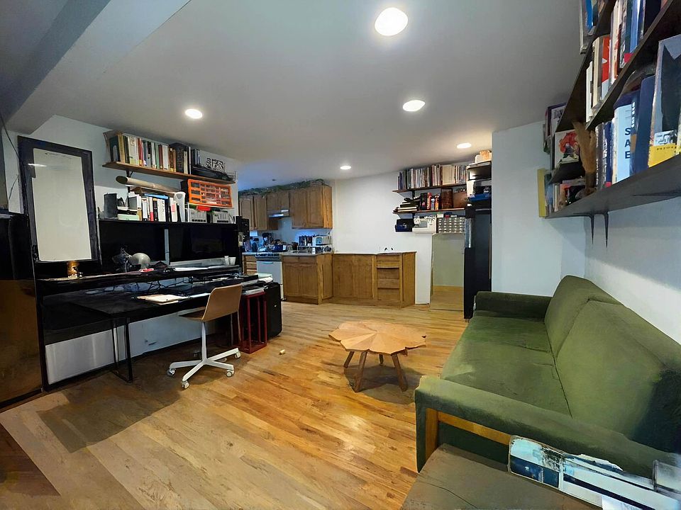 2nd image of 173 23rd St #1