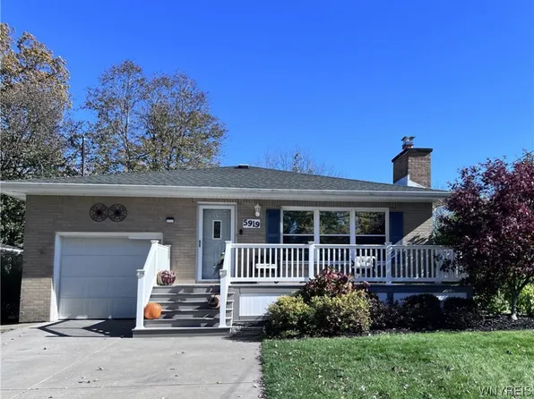 5919 Dover Rd, Lake View, NY 14085