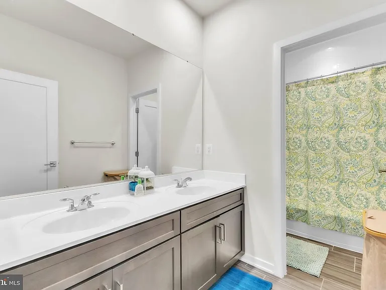 23575 Hopewell Manor Ter — Photo 27