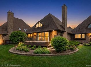 9095 S Saginaw Rd APT 5, Grand Blanc, MI