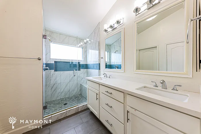 19434 N 7th Dr — Photo 10