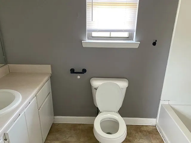 1704 Ashton Dr — Photo 28
