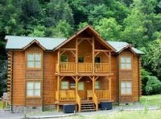 319 Caney Creek Rd, Pigeon Forge, TN 37863