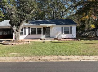 818 Maple St, Magnolia, AR 71753