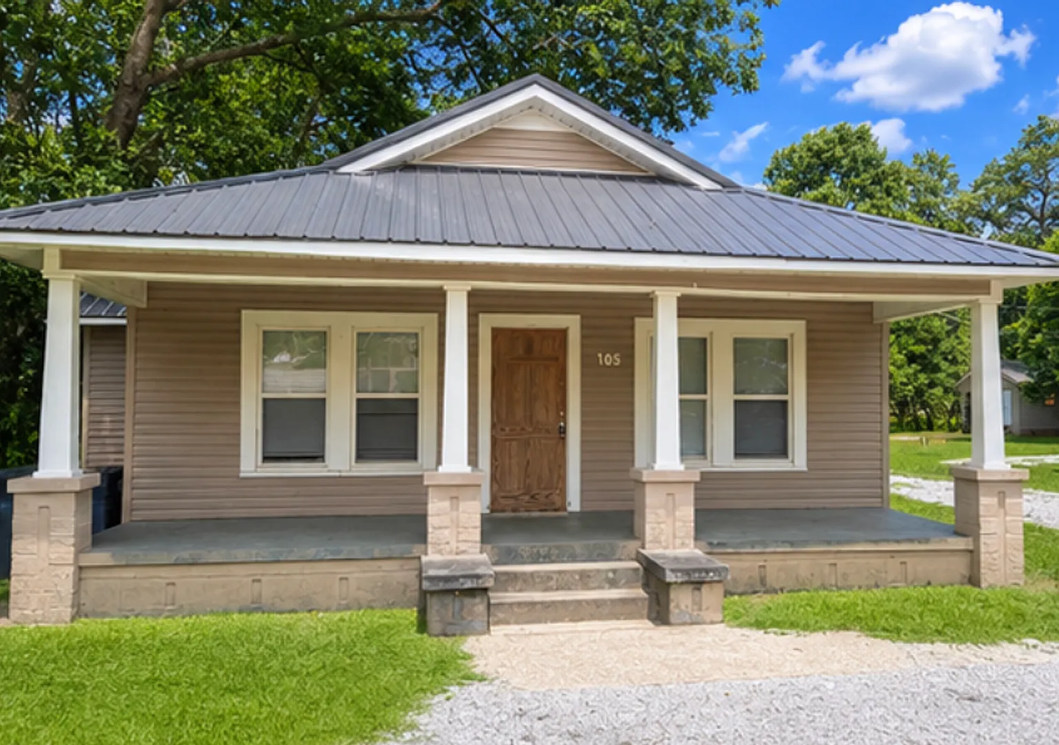 $500 off first months rent! — Photo 1