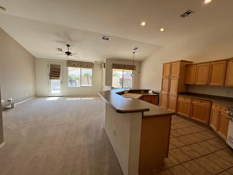 1695 E Monterey St — Photo 11