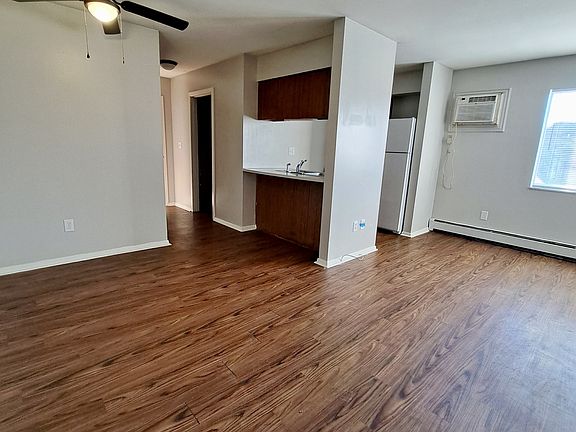 2nd image of 1355 Ohmer Ave APT 16