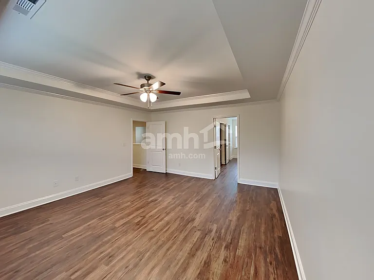 5208 Valor Dr — Photo 8