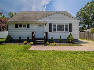 50 Wrenwood Dr, Eastlake, OH 44095