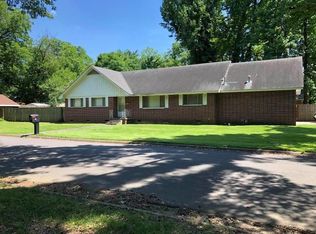 400 E 7th St, Russellville, AR 72801
