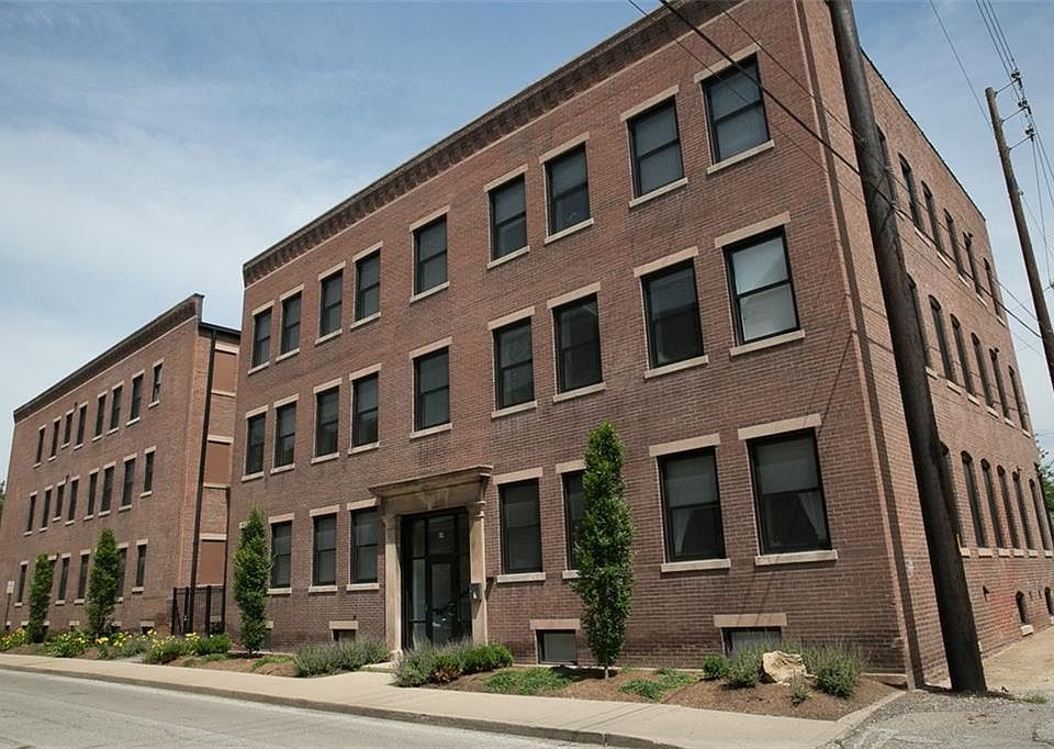 1st image of 312 E 13th St APT 8