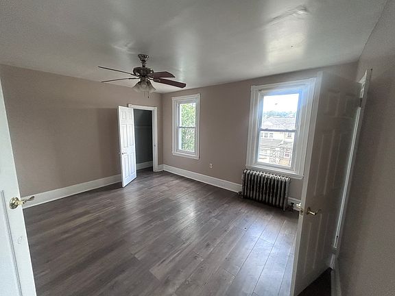 5th image of 13 Winfield Ave Floor 2