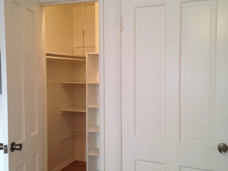 1247 19th St #4 — Photo 30