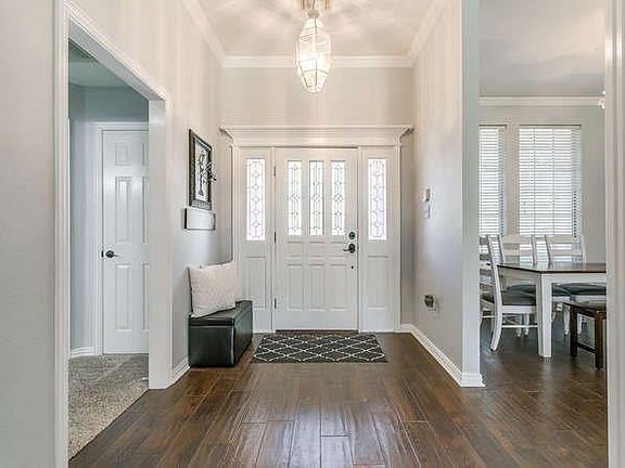 3rd image of 3607 Woodside Dr
