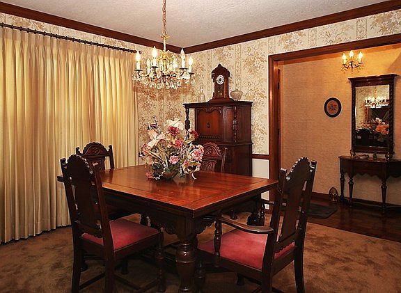 5th image of 1200 Meadowland Dr