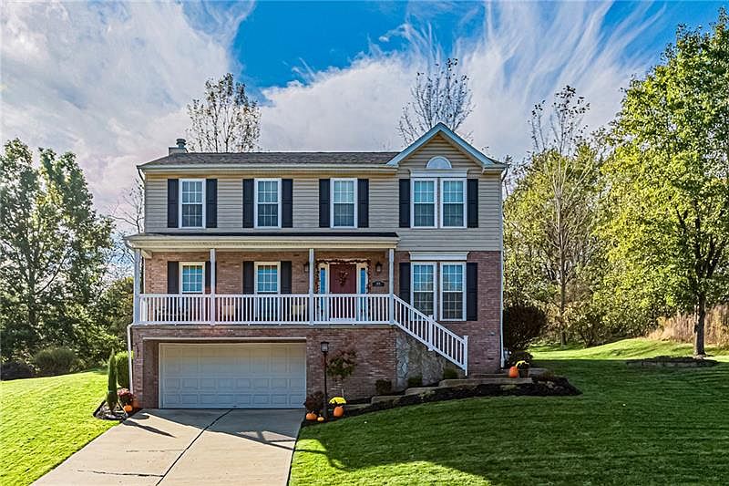 1st image of 464 Cloverdale Dr